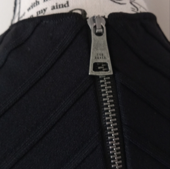 Ted Baker Loulous Cross Front Pleated Dress with Knit Bodice Coral Size 2 - Picture 11 of 15